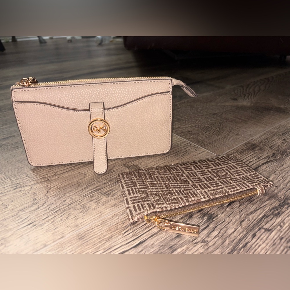 Anne Klein Wallet Set